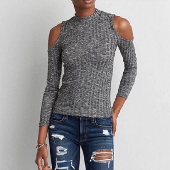 American Eagle Cold Shoulder Long Sleeve Top Size Medium - Picture 9 of 9